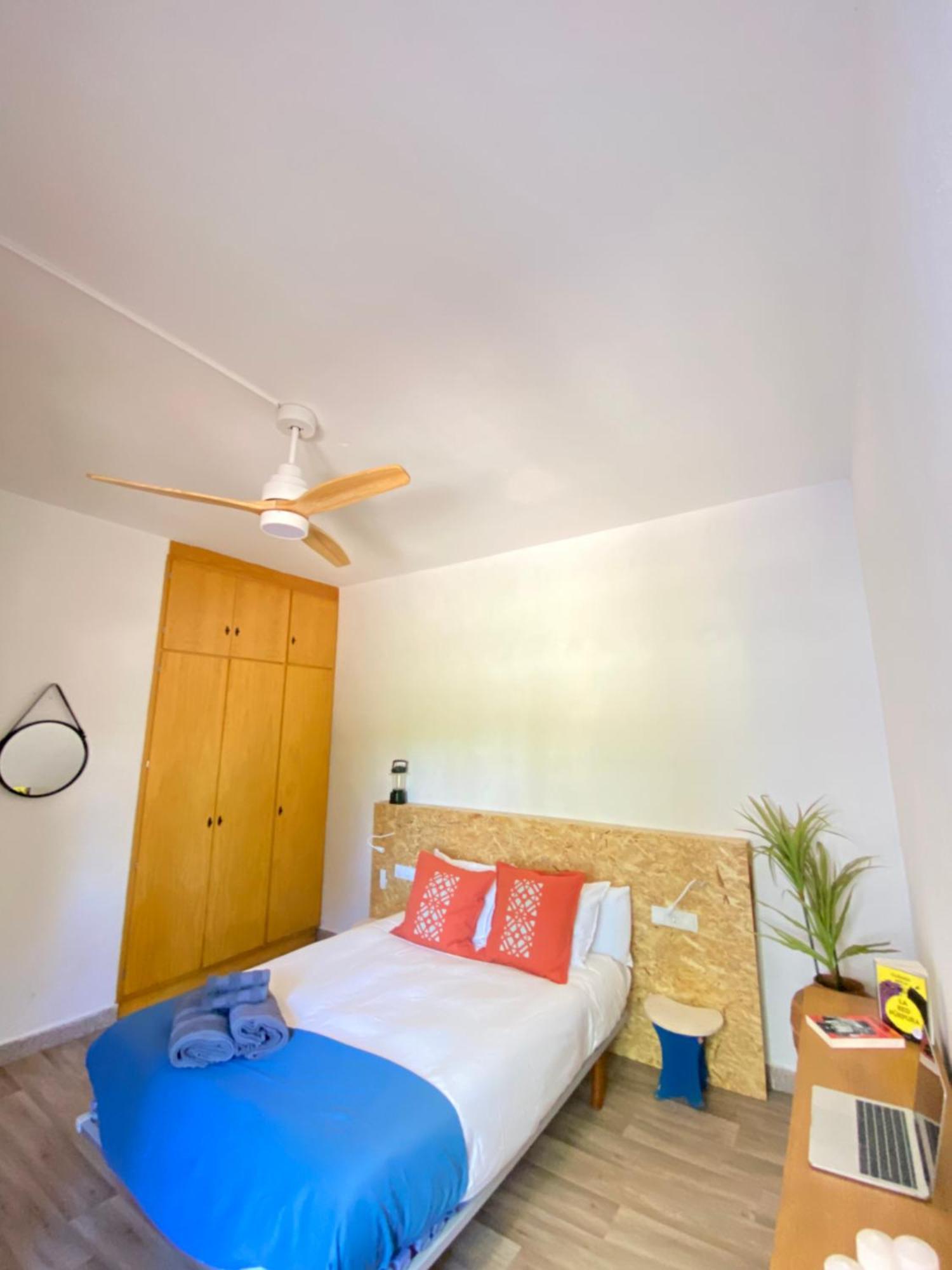 Pink Lemon House Bed & Breakfast Elche Ngoại thất bức ảnh