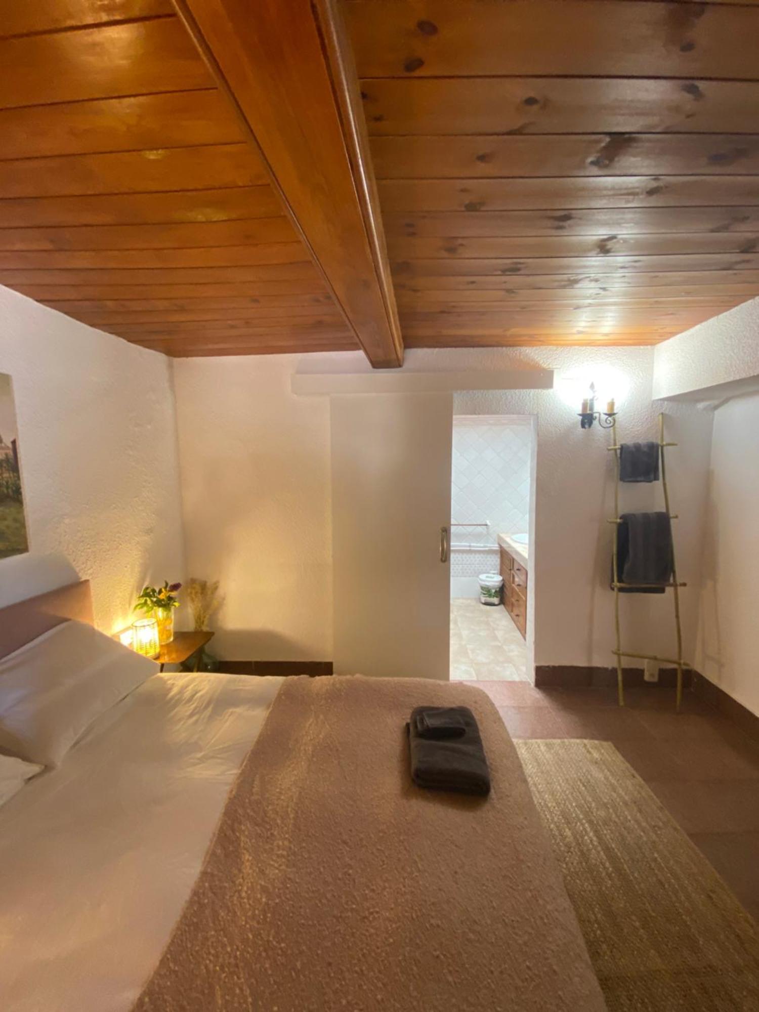 Pink Lemon House Bed & Breakfast Elche Ngoại thất bức ảnh