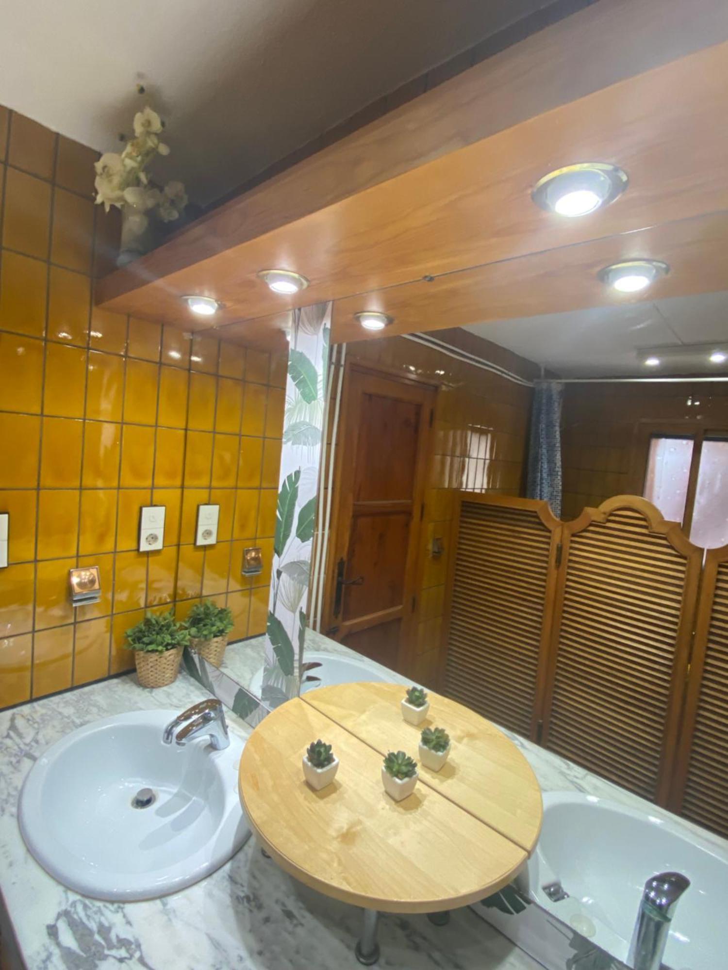 Pink Lemon House Bed & Breakfast Elche Ngoại thất bức ảnh